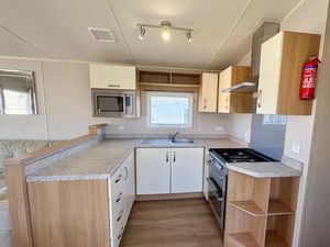 Kitchen- click for photo gallery